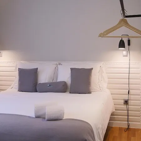 Apartment Modern For 13 Guests